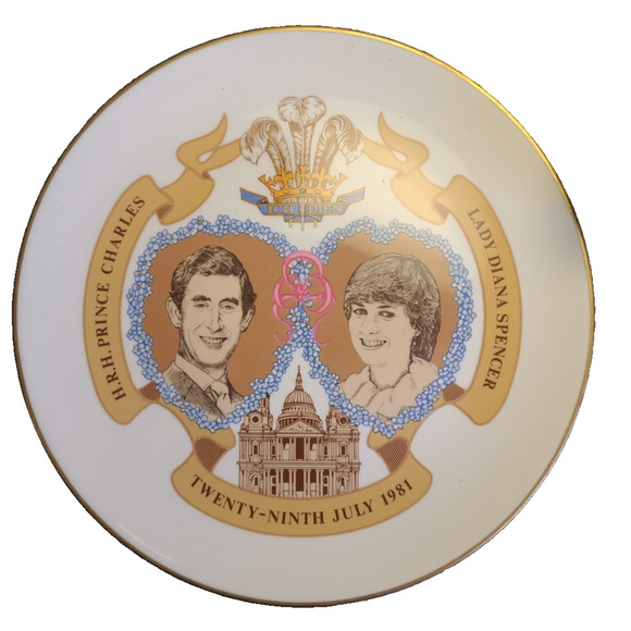 Royal Worcester Prince Charles And Lady Diana Commemorative Plate 1981. - Picture 1 of 6